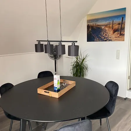 Apartment Haus Schoenborn - Moewe *
